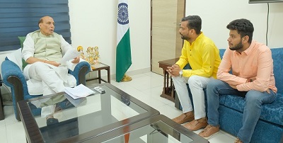 Rashtra Raksha Vahini National President Abhijeet Vishen Meets Defence Minister Rajnath Singh in New Delhi